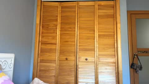 joanaphippin online show from May 23, 7:35 am