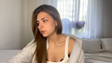 Snapshot of joandonelly chatting on June 27, 12:22 pm Bella online show from June 27, 12:22 pm