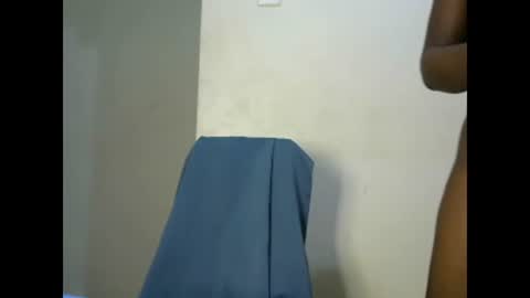 Snapshot of joankein_255 chatting on January 19, 10:17 pm varl online show from January 19, 10:17 pm