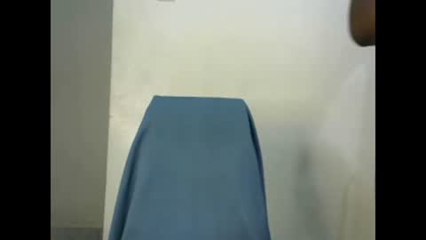 Snapshot of joankein_255 chatting on January 25, 5:08 pm varl online show from January 25, 5:08 pm