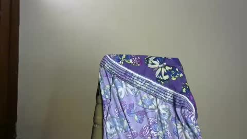 Snapshot of joankein_255 chatting on February 21, 7:34 am varl online show from February 21, 7:34 am