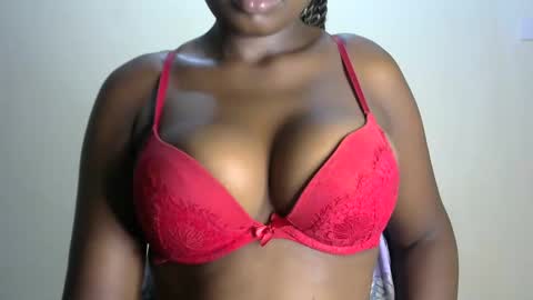 Snapshot of joankein_255 chatting on February 21, 10:26 pm varl online show from February 21, 10:26 pm