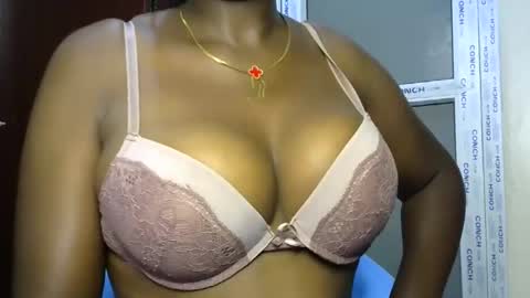 Snapshot of joankein_255 chatting on September 30, 6:07 am varl online show from September 30, 6:07 am