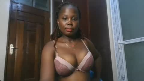 Snapshot of joankein_255 chatting on October 11, 5:55 pm varl online show from October 11, 5:55 pm