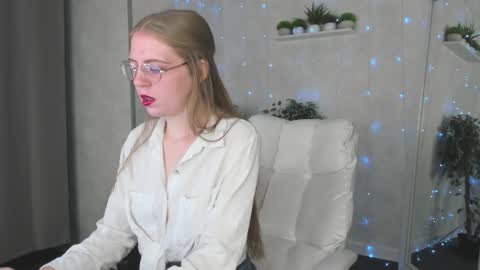 joann_shermann online show from October 23, 1:27 am