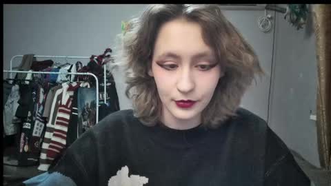 Joannatompson online show from December 7, 4:47 pm