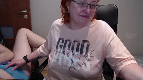 Joanna and Greg online show from January 10, 9:13 am