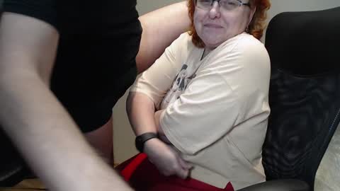 Joanna and Greg online show from January 24, 4:39 pm