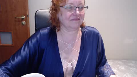 Joanna and Greg online show from February 3, 8:35 am