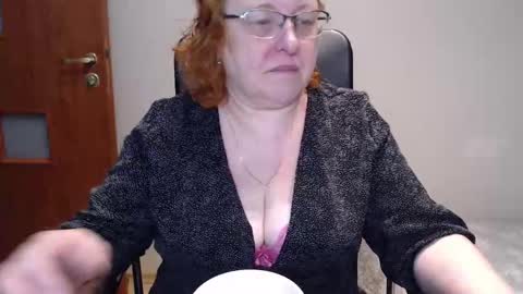 Joanna and Greg online show from February 12, 9:20 am