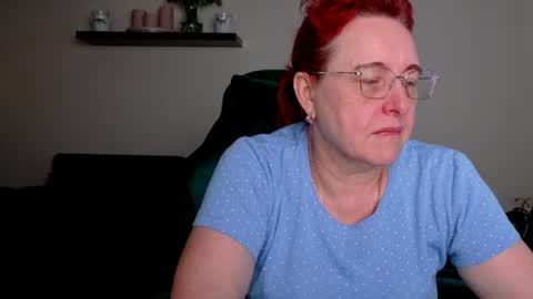 Snapshot of joannaandneighbour chatting on June 26, 6:07 am Joanna and Greg online show from June 26, 6:07 am