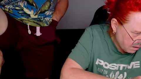Snapshot of joannaandneighbour chatting on July 19, 8:40 am Joanna and Greg online show from July 19, 8:40 am