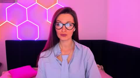 Joan online show from January 10, 1:29 am