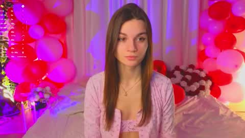 Snapshot of joannerichardson chatting on February 14, 7:10 pm Eva online show from February 14, 7:10 pm