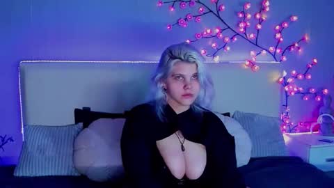 Joann online show from September 11, 7:25 pm