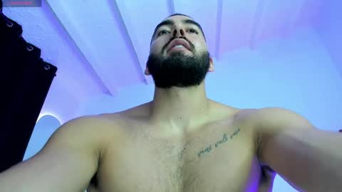 JOAO BATISTA online show from April 7, 9:04 pm