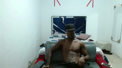 joao_leao online show from October 14, 6:42 pm