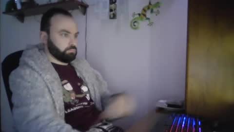 joaodias_18 online show from March 7, 1:42 am