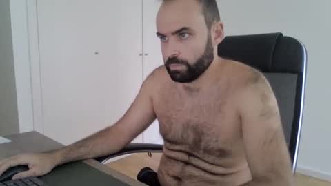 joaodias_18 online show from September 15, 2:39 pm
