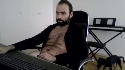 joaodias_18 online show from February 2, 12:15 pm