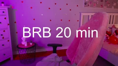 Amina online show from February 17, 3:42 pm