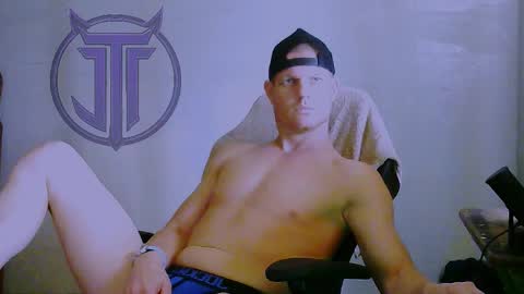Snapshot of jocknthirsty chatting on April 25, 6:27 pm jocknthirsty online show from April 25, 6:27 pm