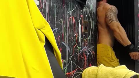 jacobo online show from October 19, 11:05 pm