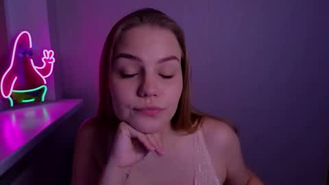 Jodie 3 returning TODAY online show from November 26, 9:16 pm