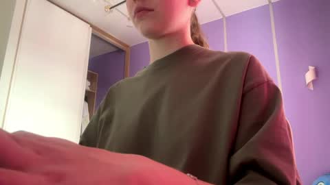 Snapshot of jodyallenson chatting on March 26, 8:42 am Lina online show from March 26, 8:42 am