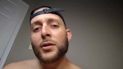 Snapshot of joe883555 chatting on October 16, 12:00 am joe883555 online show from October 16, 12:00 am