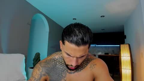 joe_esthetic online show from February 15, 2:47 am