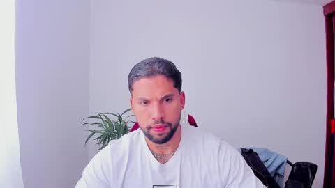 joe_esthetic online show from November 16, 7:52 pm