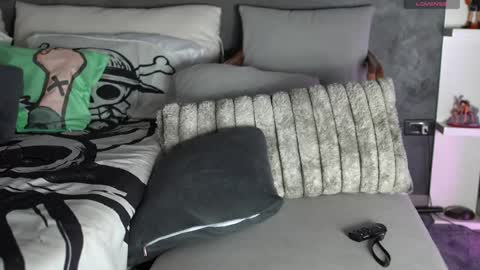 joe_steel1 online show from April 18, 9:04 pm