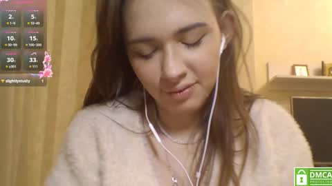 Jennifer online show from February 25, 8:40 pm