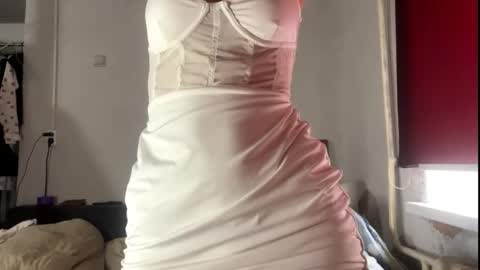 Snapshot of joelmaillard chatting on March 2, 12:23 pm Sasha online show from March 2, 12:23 pm