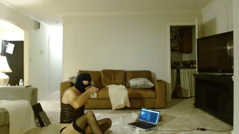 Snapshot of joepost321 chatting on September 10, 2:11 am joepost321 online show from September 10, 2:11 am