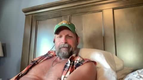 joestros online show from April 3, 11:36 pm