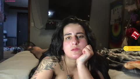 joey_binaa online show from May 19, 1:56 am