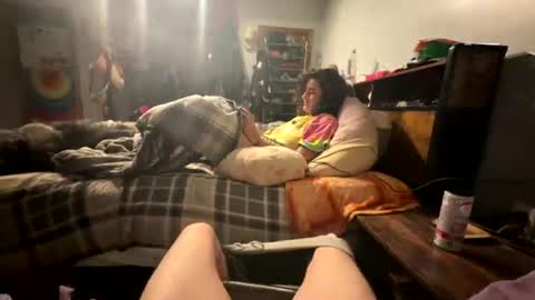 Snapshot of joey_binaa chatting on July 20, 2:04 am joey_binaa online show from July 20, 2:04 am