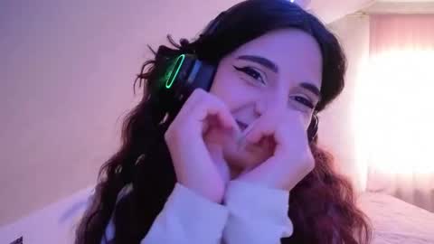 Snapshot of joeyadrion chatting on February 22, 9:30 am joeyadrion online show from February 22, 9:30 am