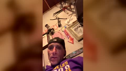 joeyscorpio1984 online show from April 9, 7:47 am