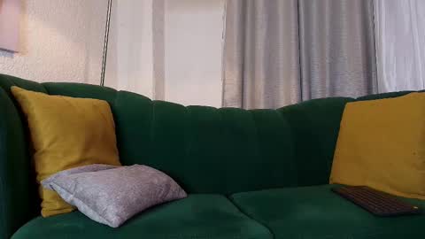     online show from February 14, 6:34 am