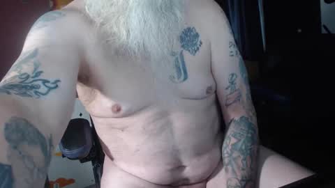 joeyzzz1 online show from December 5, 8:38 pm