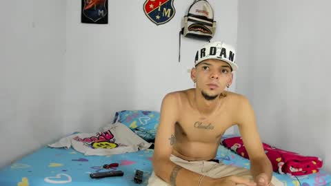 johan_and_antonella online show from December 20, 6:48 pm