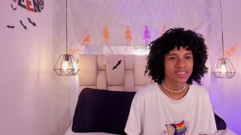 Johan  online show from October 22, 11:32 am