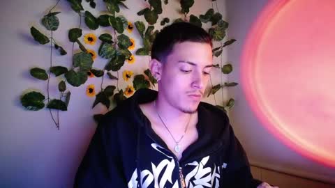 johan_parker222 online show from September 15, 3:17 am