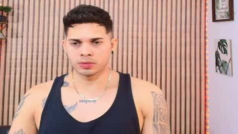 Snapshot of johan_speitzer chatting on March 22, 5:22 am johan speitzer online show from March 22, 5:22 am