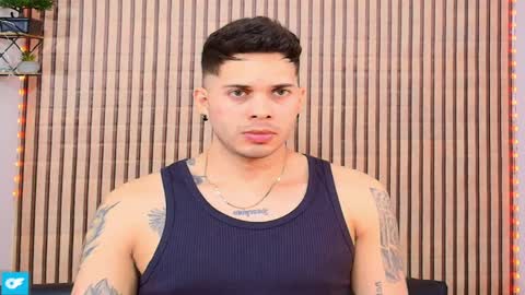 Snapshot of johan_speitzer chatting on April 11, 1:10 am johan speitzer online show from April 11, 1:10 am