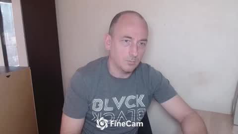 Snapshot of johanbarker chatting on March 1, 1:02 pm Johan online show from March 1, 1:02 pm