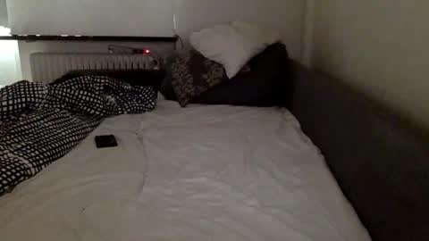 Snapshot of johannesjohnsson780 chatting on May 10, 12:21 pm johannesjohnsson780 online show from May 10, 12:21 pm